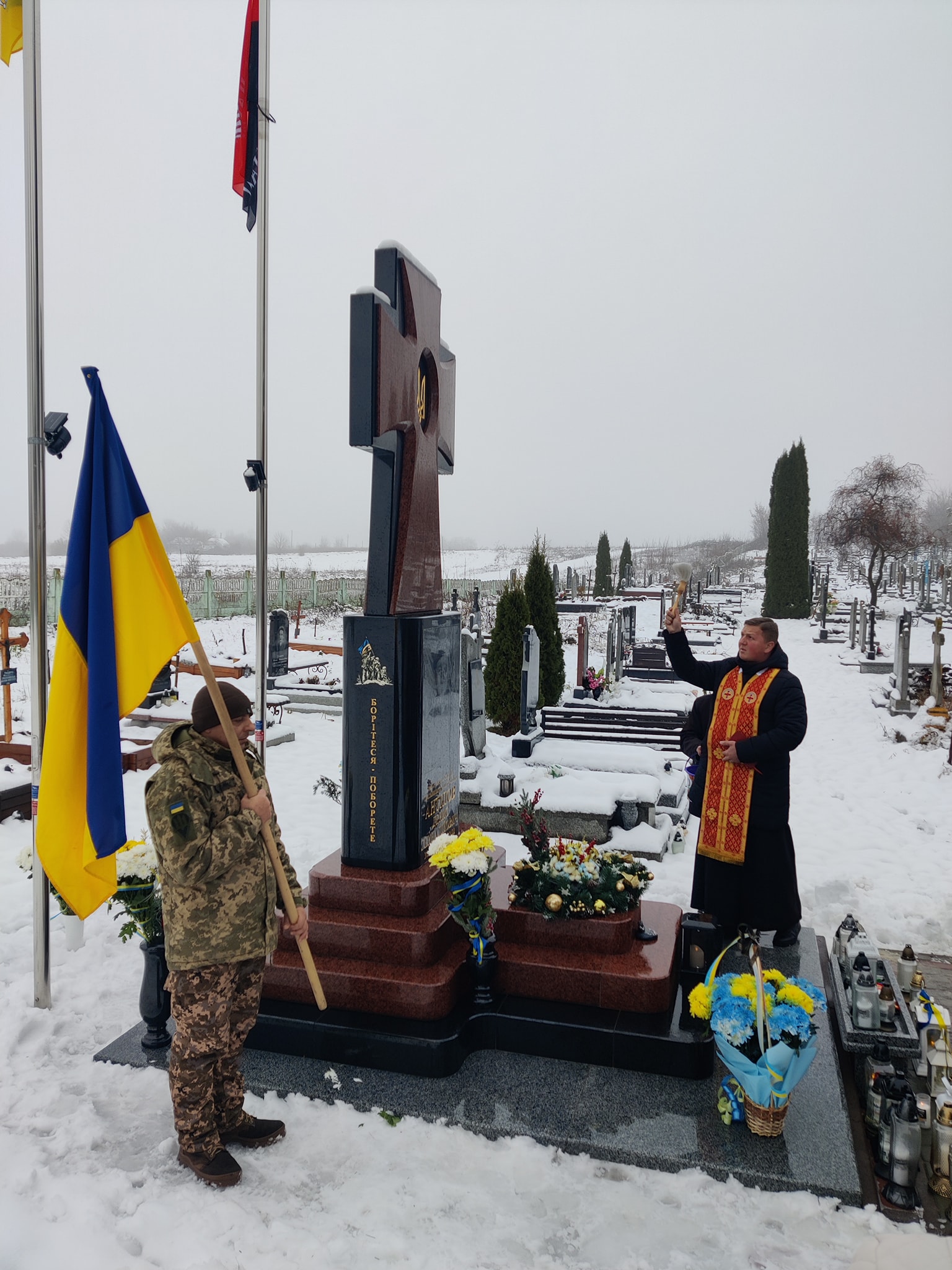 У родинному селі освятили пам’ятник Денису Антіпову
